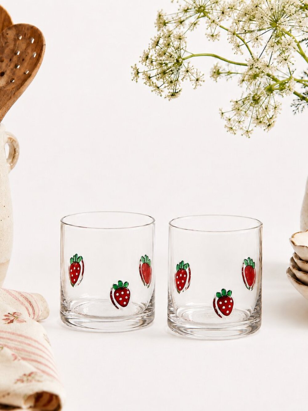 Everyday Gatherings Strawberry Icon Glasses Set of 2 Embossed Tumblers 13.5oz